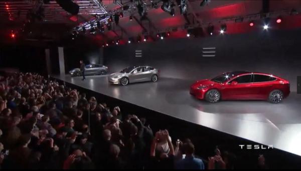 ��˹��model3